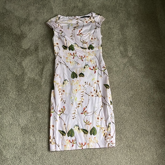 In new condition dress by Zara - Picture 9 of 10